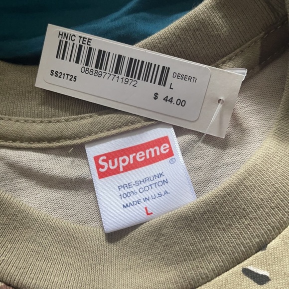 Supreme tee - Picture 2 of 4